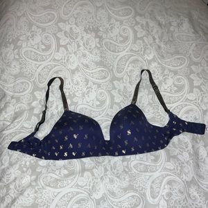 T-shirt lightly lined wireless bra